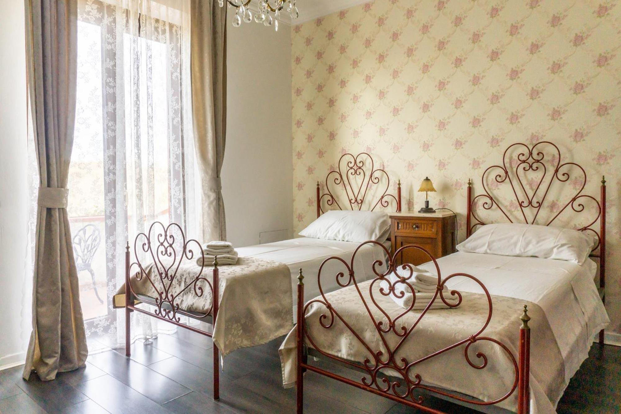 Villa Nerone B&B Lorenzana Exterior foto