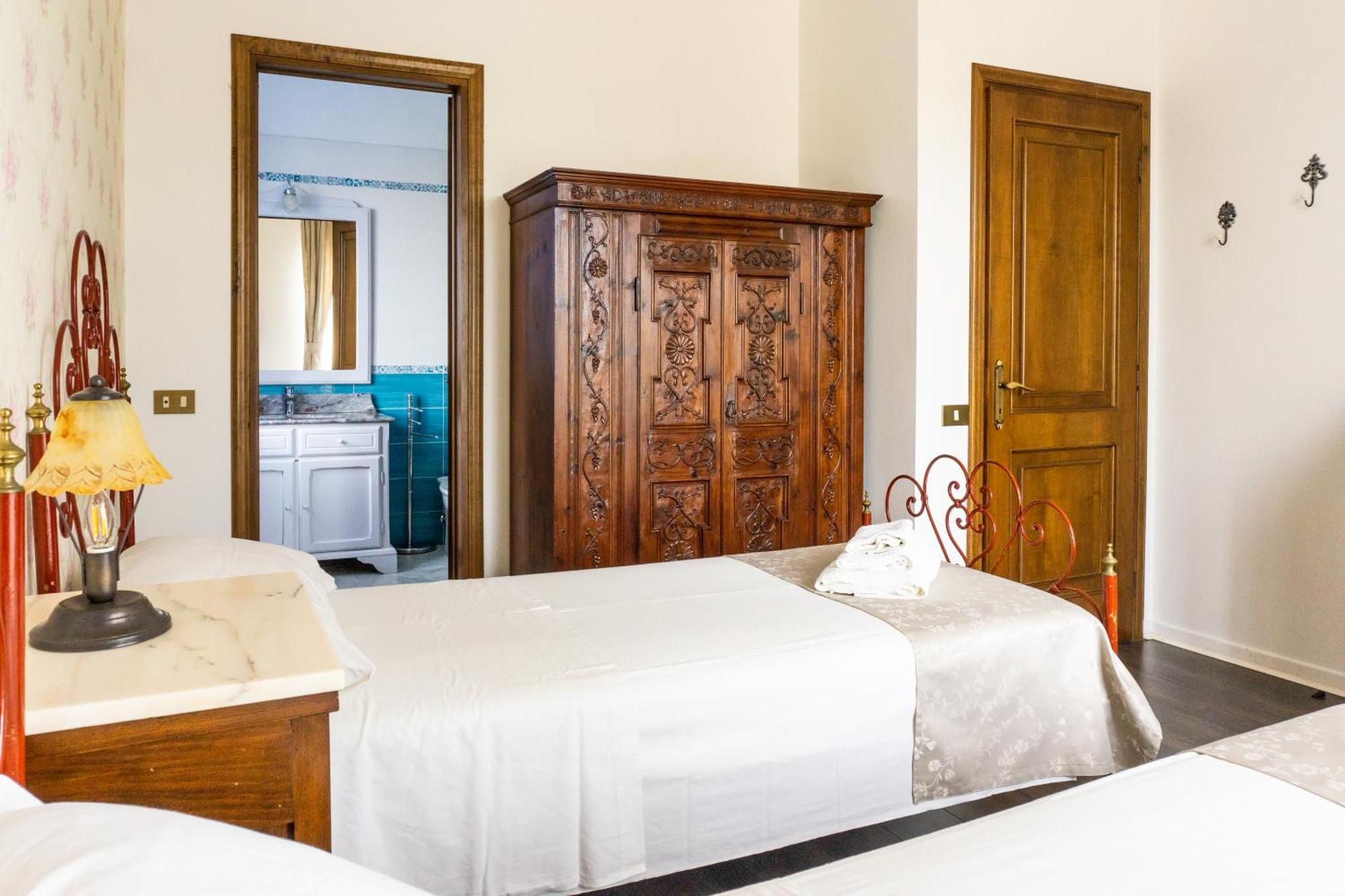 Villa Nerone B&B Lorenzana Exterior foto