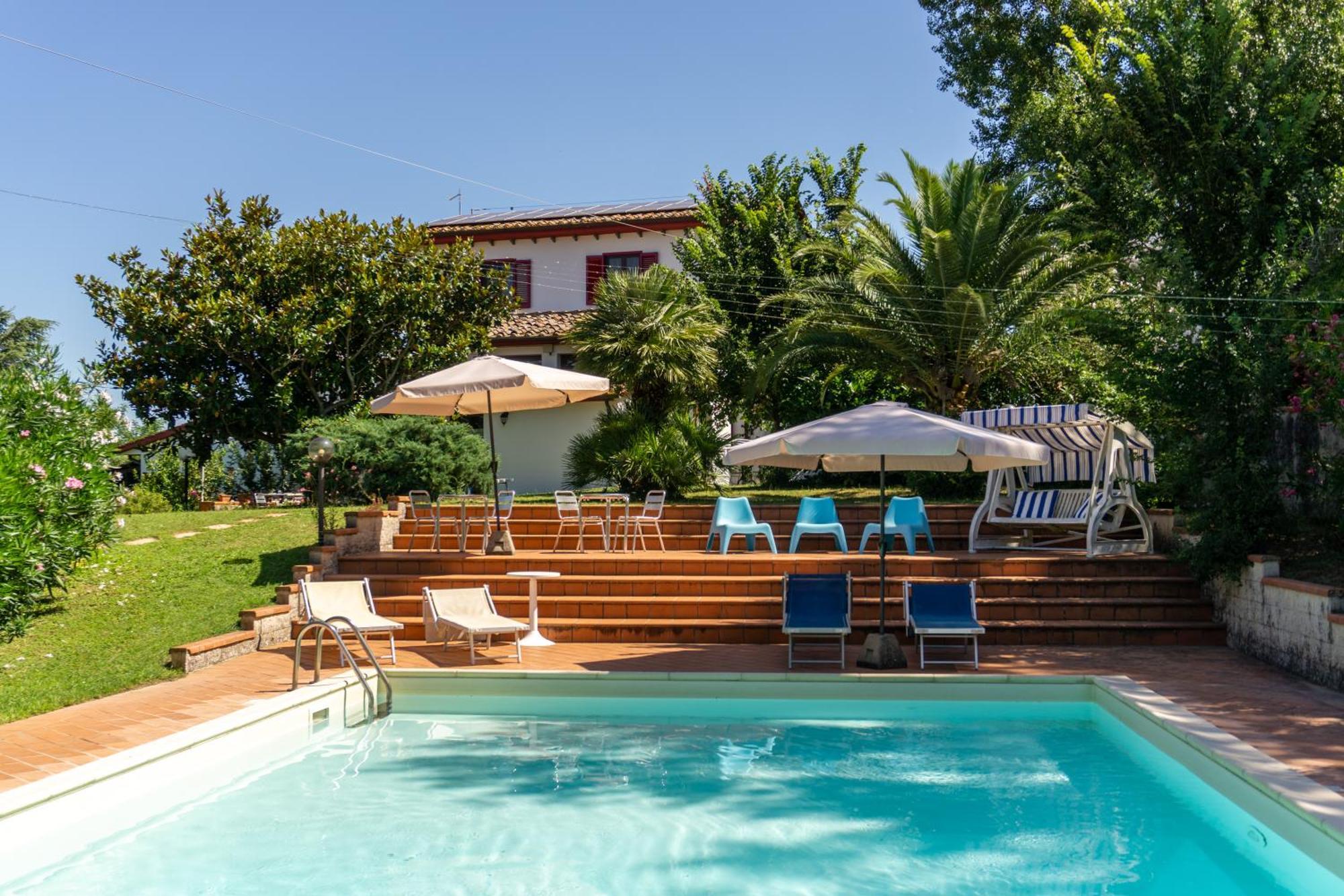 Villa Nerone B&B Lorenzana Exterior foto